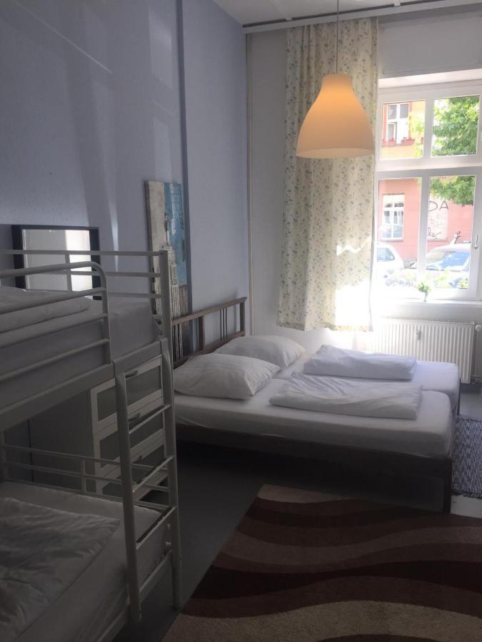 Corner Hostel Berlin Prenzlauer Berg Dış mekan fotoğraf