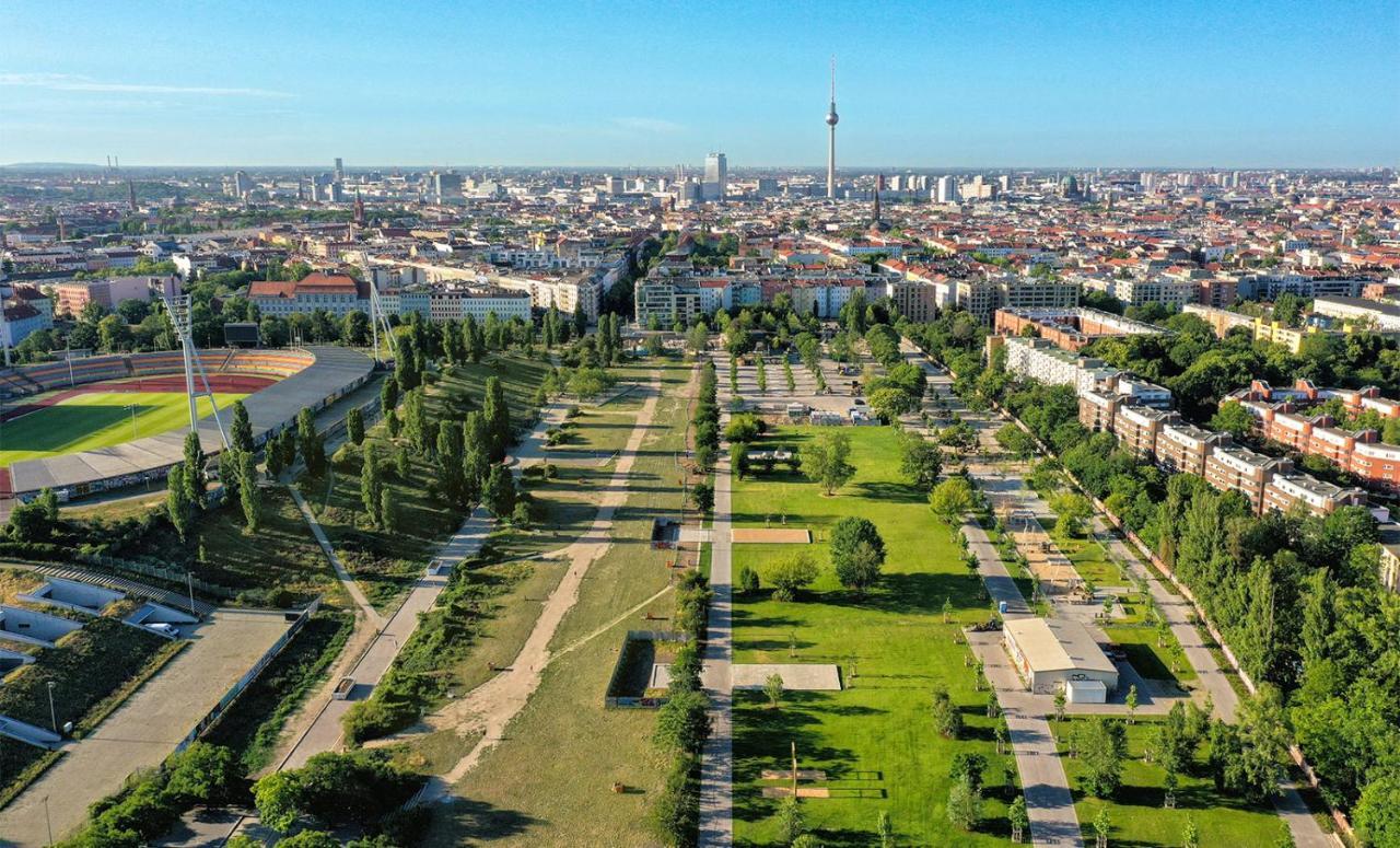 Corner Hostel Berlin Prenzlauer Berg Dış mekan fotoğraf