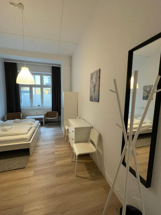 Corner Hostel Berlin Prenzlauer Berg Dış mekan fotoğraf