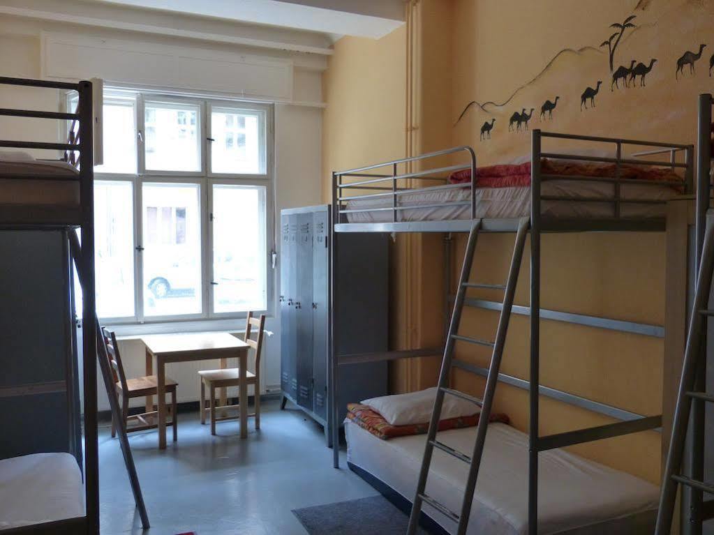 Corner Hostel Berlin Prenzlauer Berg Dış mekan fotoğraf